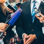 اخصائي العلاقات العامة والمراسم والبرتوكول